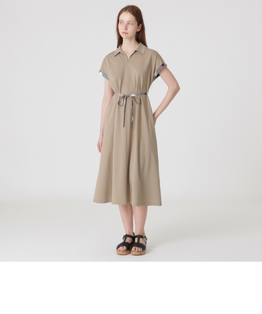 コンパクトポンチカラーネックドレス