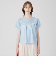 シルキーローンボリュームブラウス