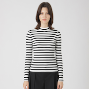 レーヨンストレッチタートルニット