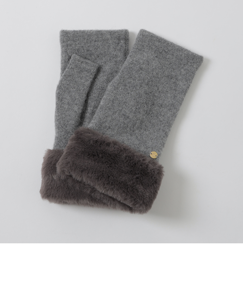 ブルーレーベルクレストブリッジ　フィンガーレス　グローブ　黒×グレー フィンガーレスファーグローブ｜ブルーレーベルブラックレーベル