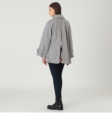 【一部店舗限定】ケープ風コート