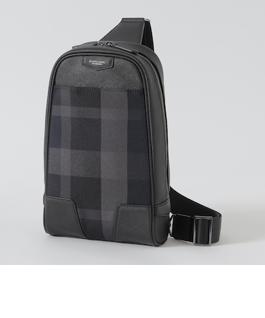 【一部店舗限定】トーナルクレストブリッジチェックボディバッグ