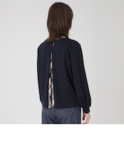 【一部店舗限定】ストレッチポンチプルオーバー