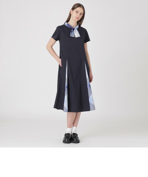 ストレッチプルーフクロスパーシャルドレス｜ブルーレーベルブラック