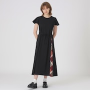 ラッフルスリーブドレス