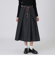 イレギュラータックスカート