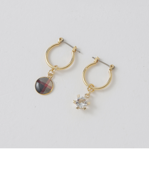 トゥインクルチャームピアス