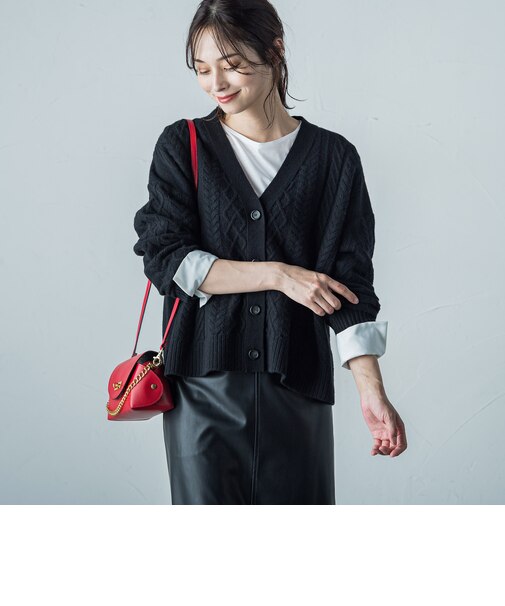 【カタログ掲載】ケーブル編みVネックカーディガン≪手洗い可能≫