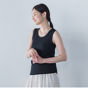 【一部店舗限定販売】チュールディテールニットタンクトップ≪手洗い可能≫