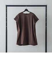 【WEB限定】タックデザインカットソー ≪接触冷感／洗濯機OK≫