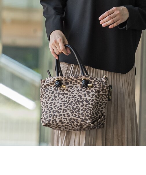 【VIOLAd'ORO】ノットハンドルナイロントートS BIANCA / V-2252