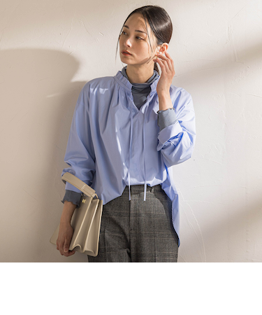 コットンフリルカラーブラウス