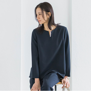 トリクシオンキーネックブラウス≪セットアップ対応/手洗い可能≫