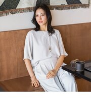 【涼・美・楽】Vネックブラウス