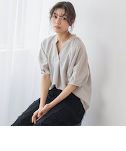 タンブラーブッチャーキーネックブラウス≪手洗い可能≫