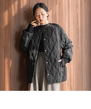 ステッチレスダウンコート