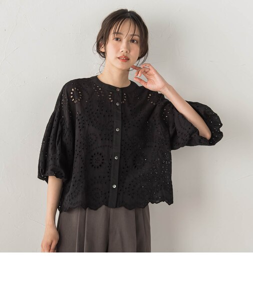 カットワーク刺繍バンドカラーブラウス