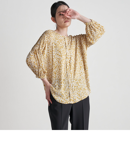 【大きいサイズ】バックサテンアムンゼンアニマルプリントブラウス≪洗濯機で洗える≫