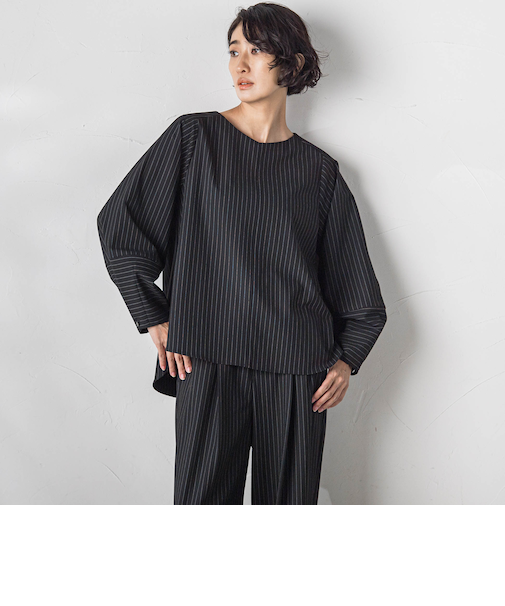 ピンストライプブラウス≪洗濯機で洗える/防シワ/セットアップ対応≫