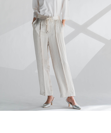 サテンストレートパンツ