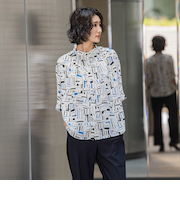 幾何柄ブラウス≪洗濯機で洗える≫