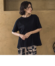 【大きいサイズ】バックフレアカットソー≪洗濯機で洗える≫