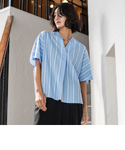 【大きいサイズ】半袖ストライプブラウス≪洗濯機で洗える≫