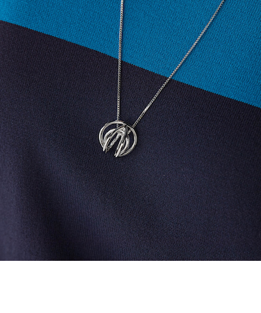 イヤーカフモチーフネックレス