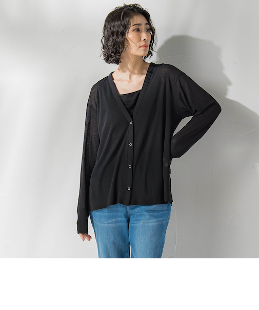 シアーVネックカットソー≪洗濯機で洗える≫