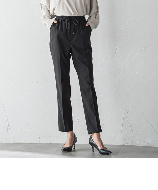 【WEB限定/大きいサイズ】”すっきり快適な履き心地”テーパードパンツ≪洗濯機で洗える≫