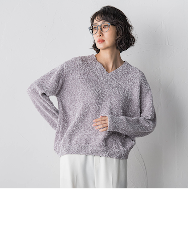 ツヤモールVネックニット