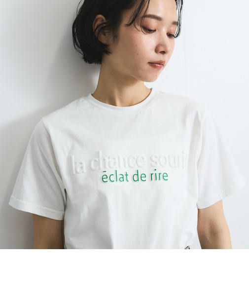 エンボスプリントTシャツ≪手洗い可能≫