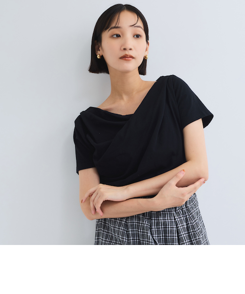 アシンメトリードレープカットソー≪手洗い可能≫