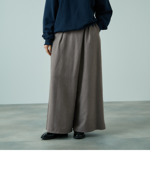 フィブリルサテンラップワイドパンツ≪洗濯機で洗える≫