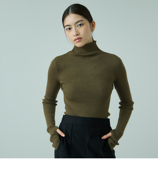 サムホールハイネックニットプルオーバー≪手洗い可能≫