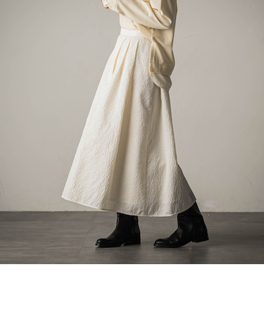 型押しジャガードタックフレアスカート≪手洗い可能≫