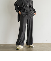 サイドスリットワイドパンツ≪洗濯機で洗える≫