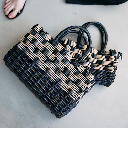 AULENTTI／レザークロスボディバッグ｜ナノ・ユニバースの通販｜&mall