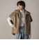 ベージュ