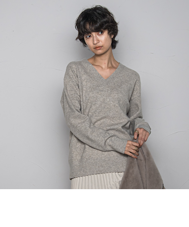 【ふわもち】Vネックニット≪洗濯機で洗える≫