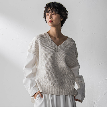 デニムドッキングVネックニットプルオーバー≪洗濯機で洗える≫