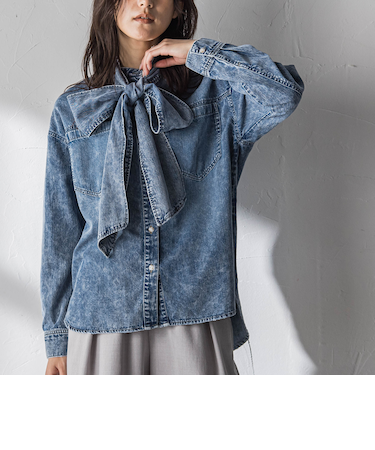 ボウタイ付きデニムシャツ≪洗濯機で洗える≫