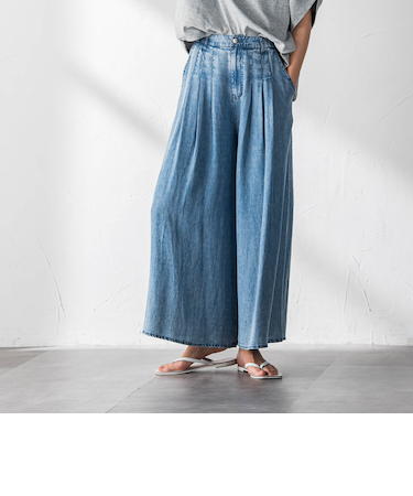 ゆれるデニムフレアパンツ