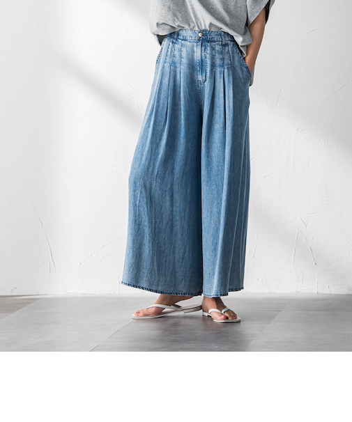 ゆれるデニムフレアパンツ