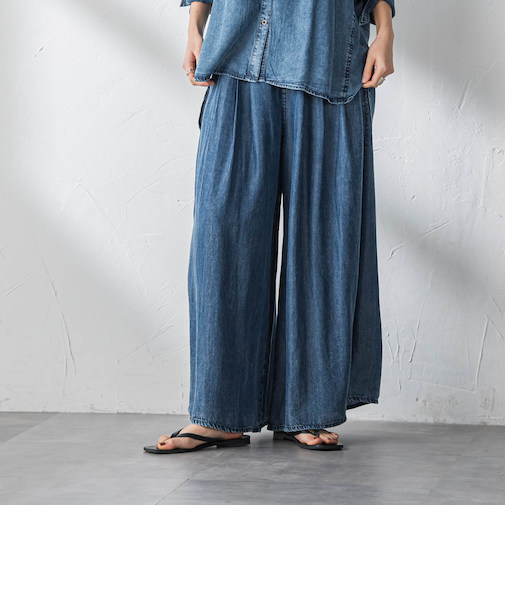 ゆれるデニムフレアパンツ