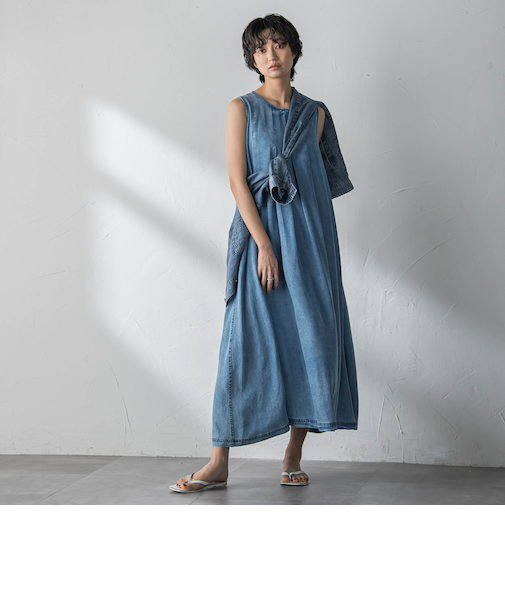 ゆれるデニムノースリーブワンピース
