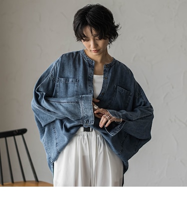 ゆれるデニムドルマンシャツ
