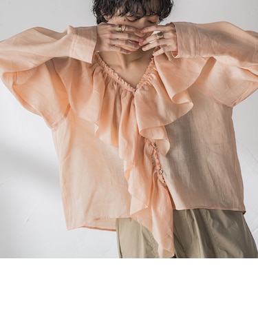 ラスターラミーカルゼラッフルカラーブラウス