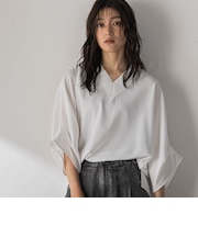 シャンブレーワイドスリーブVネックブラウス