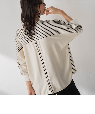 ポンチローマBACK釦ドッキングプルオーバー